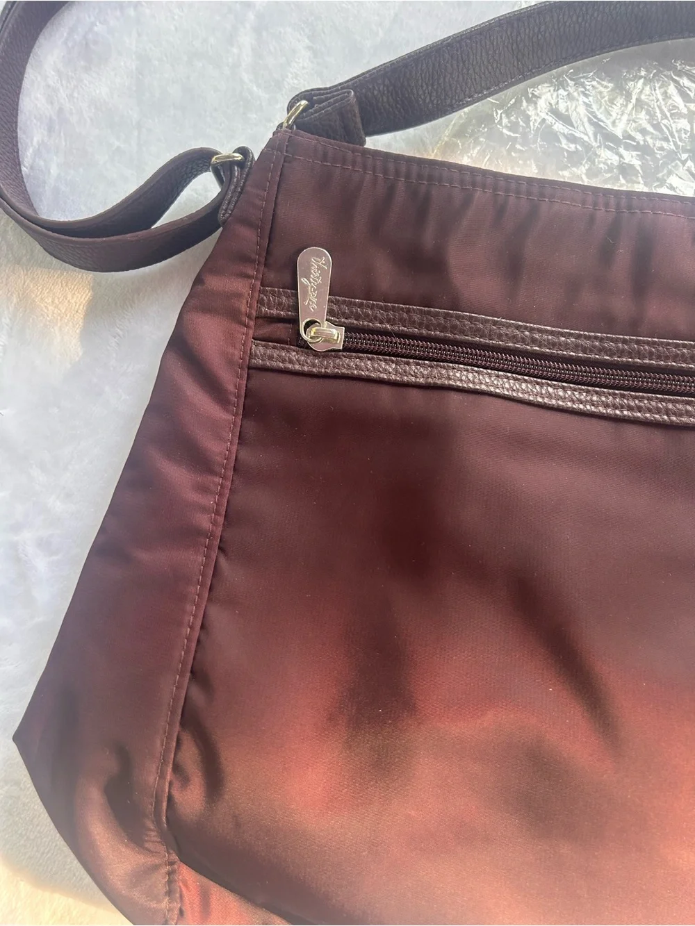 Thirty-One Everything Crossbody Bag Womens Burgundy Jewells & Gems Multi